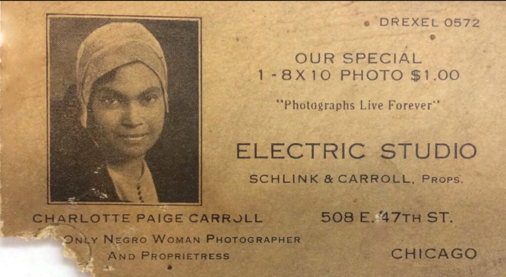 Porträtfoto einer jungen Frau; rechts Schrift